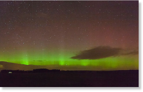 Clic para aumentar Aurora Boreal vista en Northumberland, Reino Unido