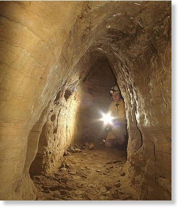 Tunel_neolitico1.jpg