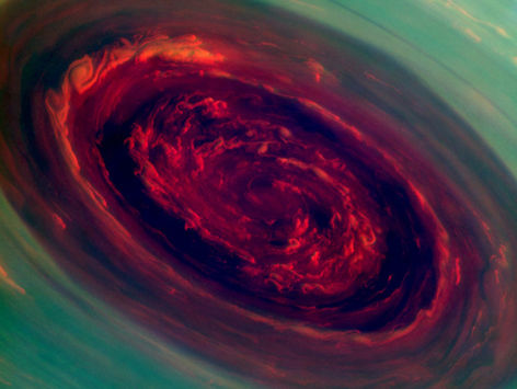 huracán en Saturno1