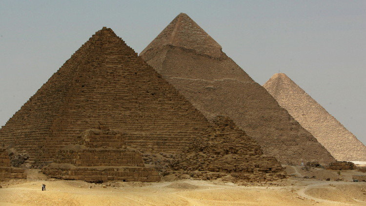 pyramid piramides