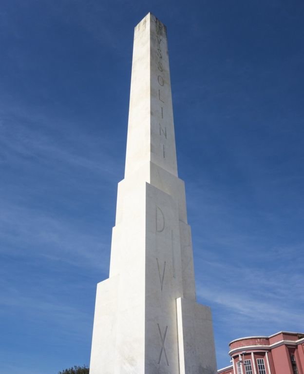 obelisco de mussolini
