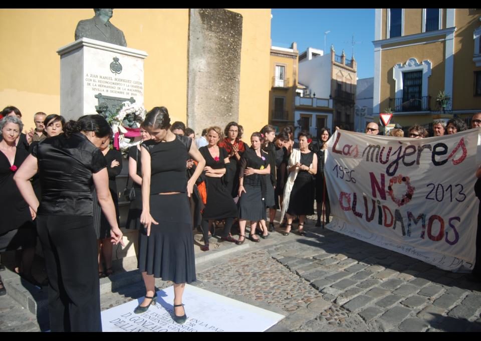 Acción sobre la tumba de Quipo de Llano.