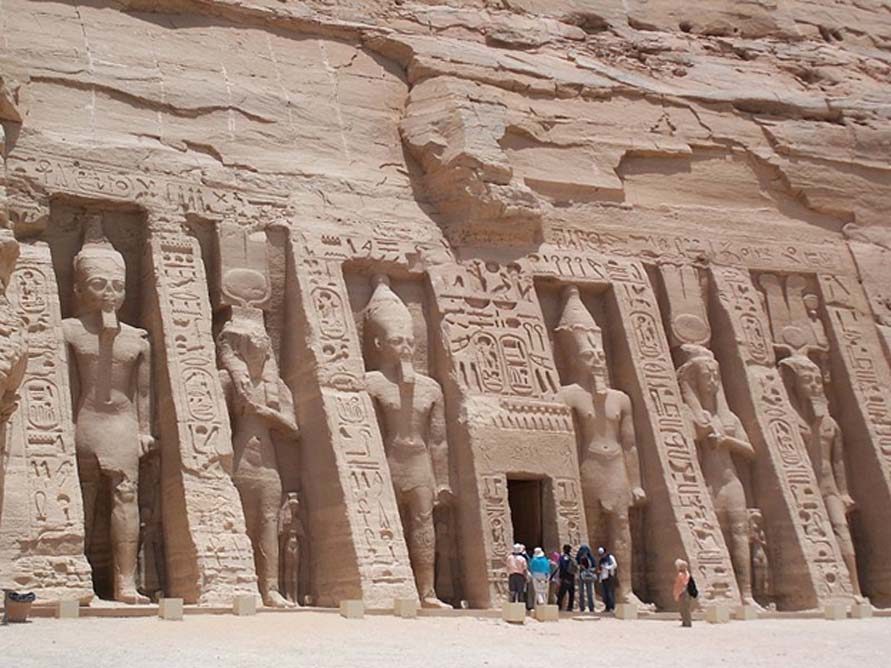 Templo de Nefertari (‘Pequeño Templo’) en Abu Simbel