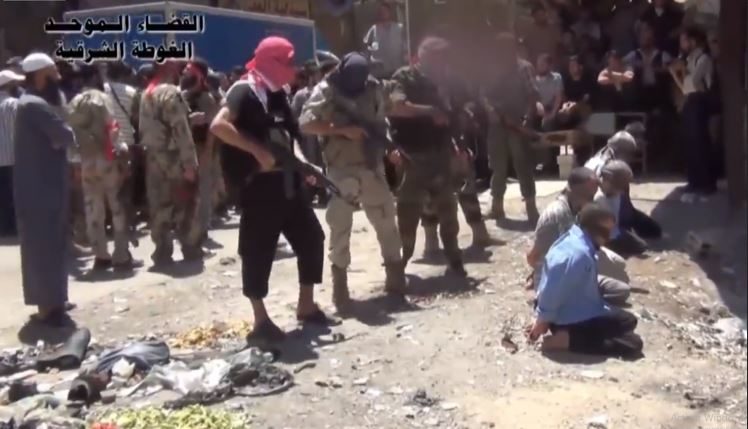Terroristas de Jaish al Islam ejecutando a ciudadanos sirios