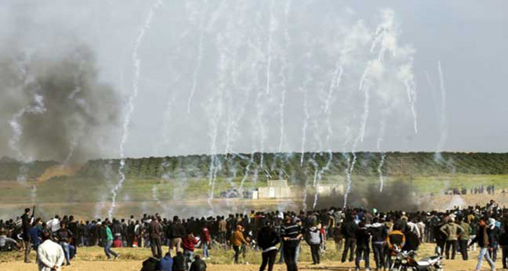 Gaza protestors tear gas