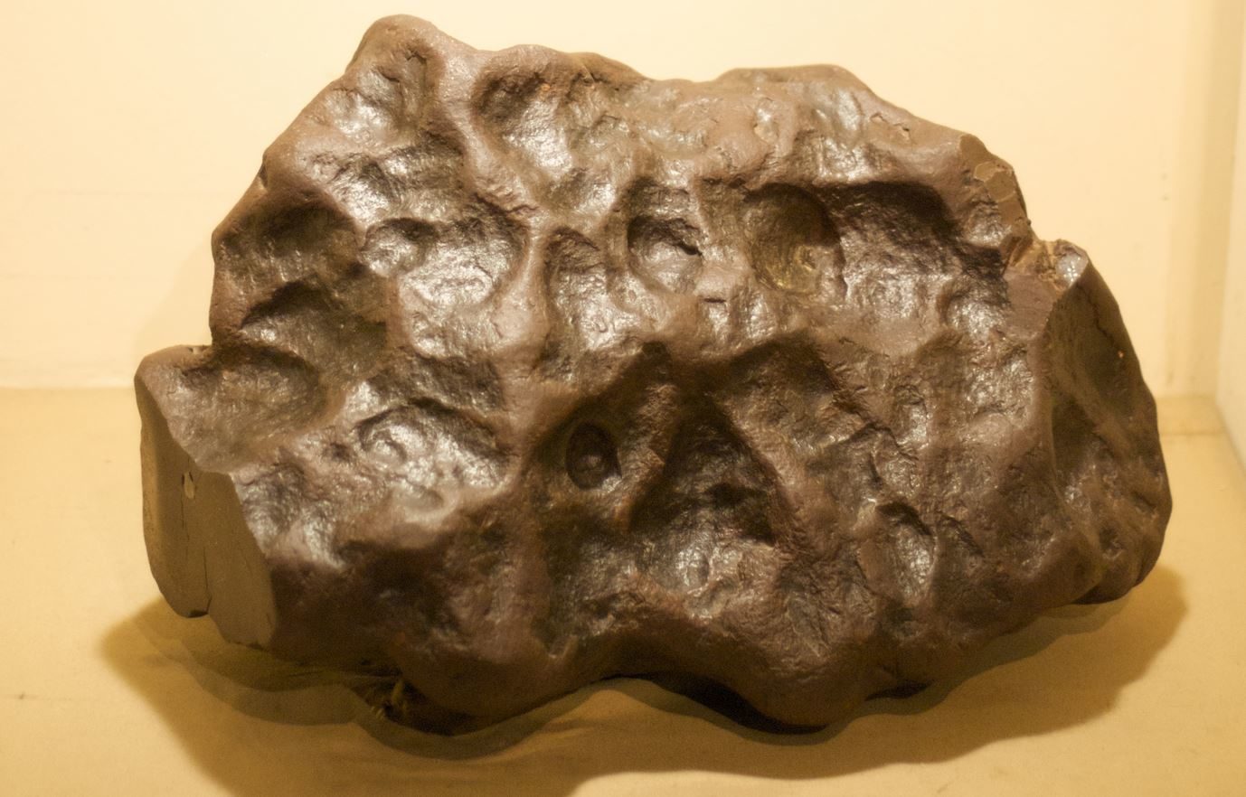 Imagen ilustrativa. Meteorito Kapper en el Museo de La Plata
