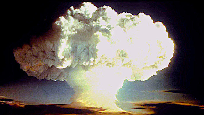Nuclear explosion,bomba nuclear