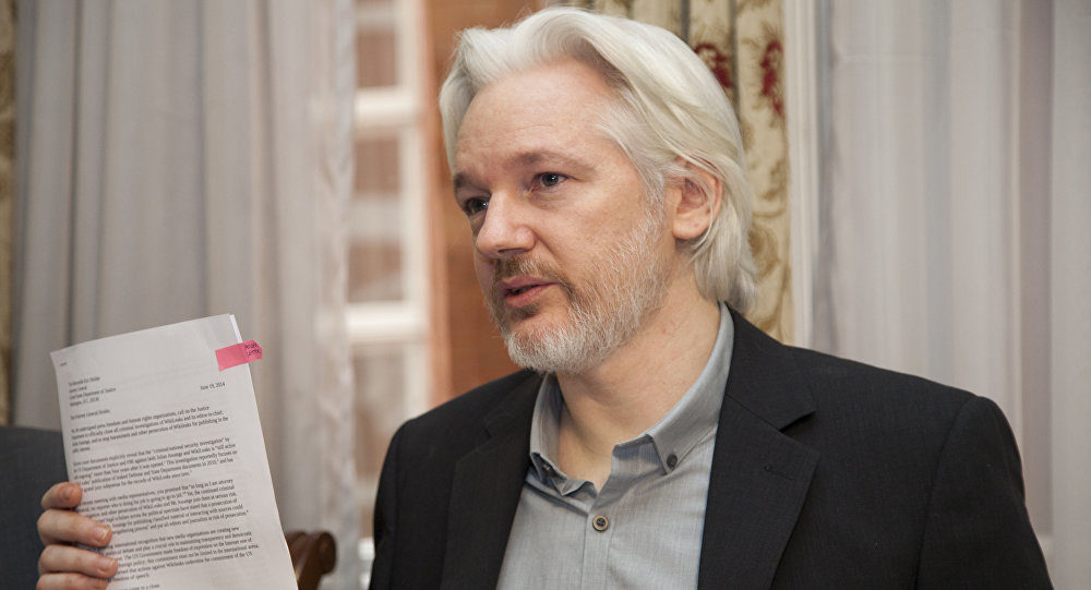 Ecuador,Julian Assange