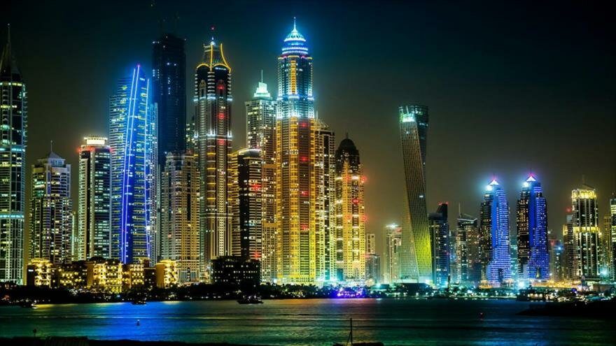 Varias torres en la ciudad emiratí de Dubái.