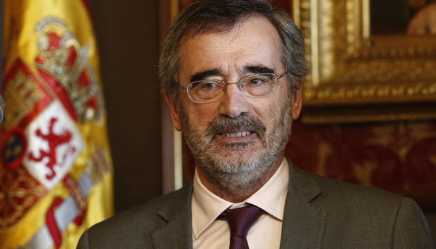 Ladrón partidocrático: El presidente del Senado español, Manuel Cruz, plagió en otro libro suyo premiado