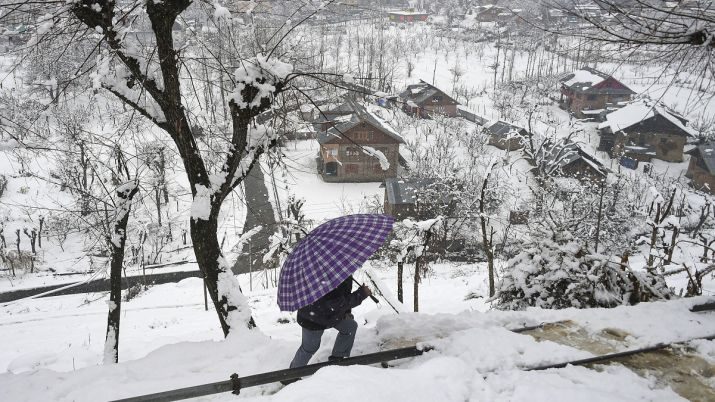 snowfall continue in northern state