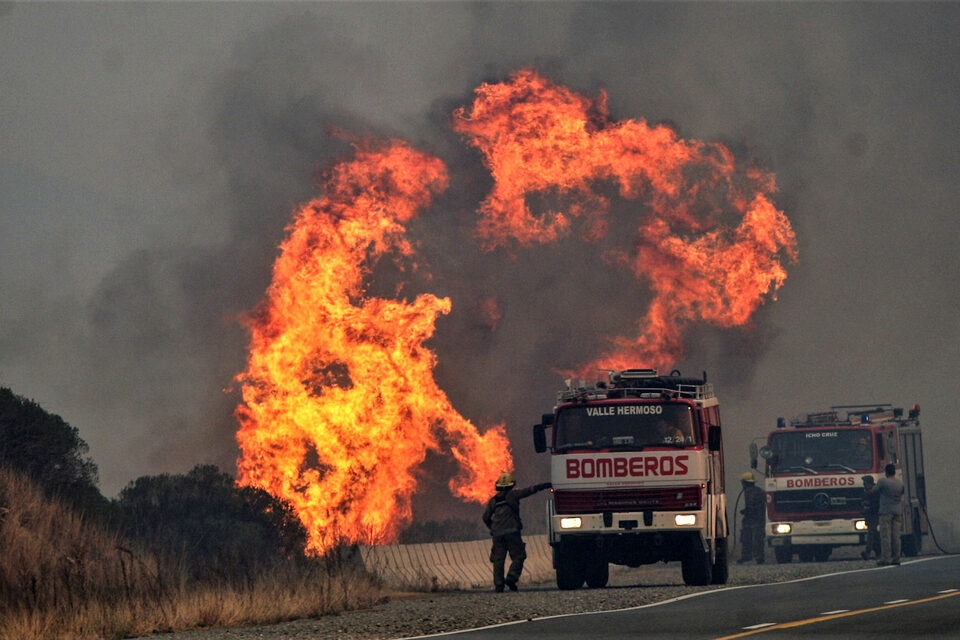 Más Incendios descontrolados en Argentina, ahora en San Luis
