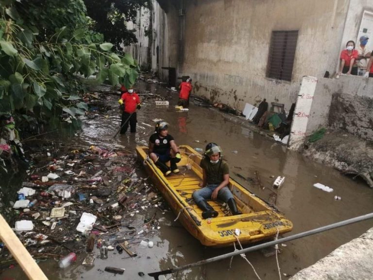 Search and rescue teams after floods in Cebu City, Philippines, 13 to 14 October 2020.