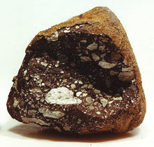 Meteorito lunar Allan Hills 81005, perteneciente al grupo de las acondritas lunares 