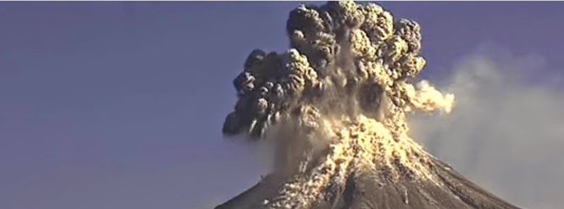 Volcán Colima Volcano