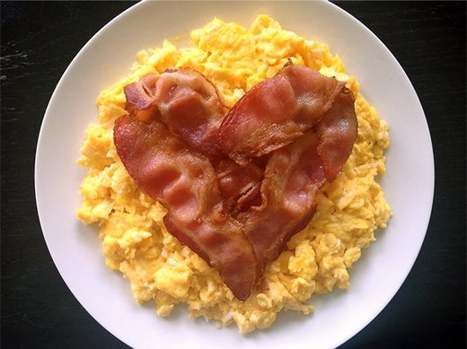 huevos_bacon_corazón
