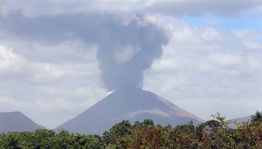 Volcán San Cristóbal