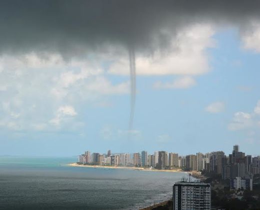 recife waterspout