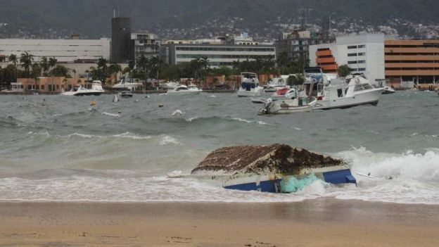 Carlos Vuelve A Ser Huracán Mientras Avanza Por Pacífico Mexicano Cambios Planetarios 