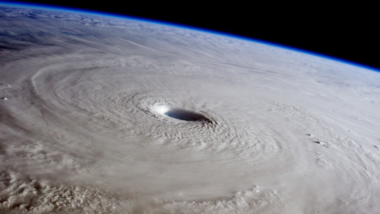 huracanes hurricanes 
