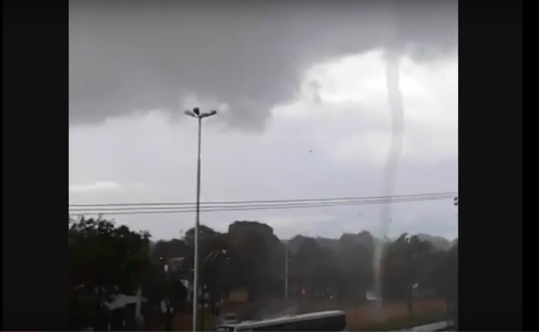 tornado asunción paraguay 2015
