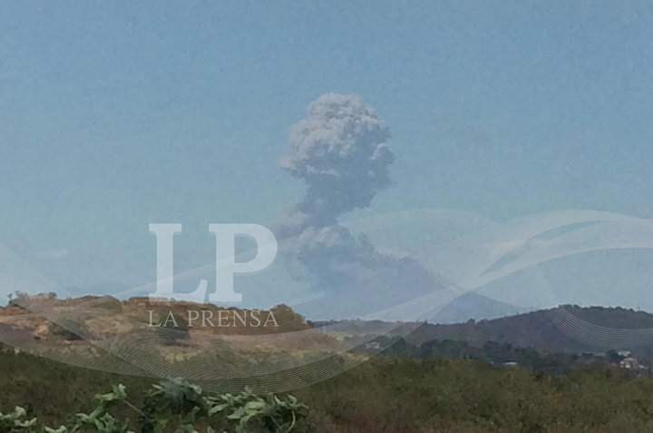 volcán Momotombo