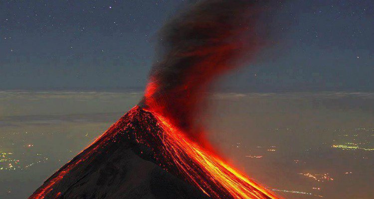 volcán fuego Guatemala