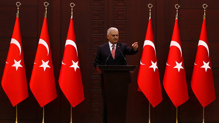 Binali Yildirim primer ministro turquía