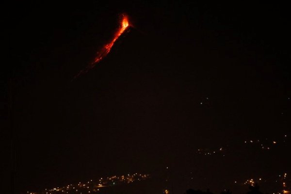 volcán fuego guatemala 