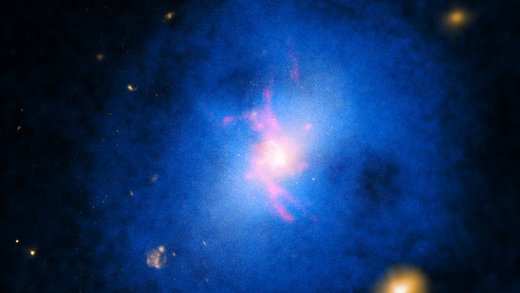  'Stargate': Científicos hallan una 'puerta' en el centro de los agujeros negros 57a55e6ac46188b4138b45a2