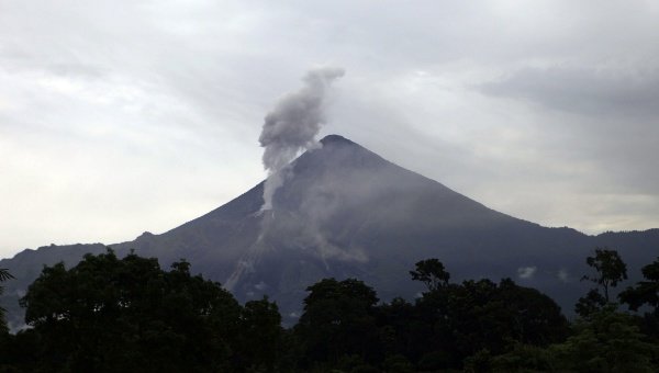 santiaguito volcan volcano 