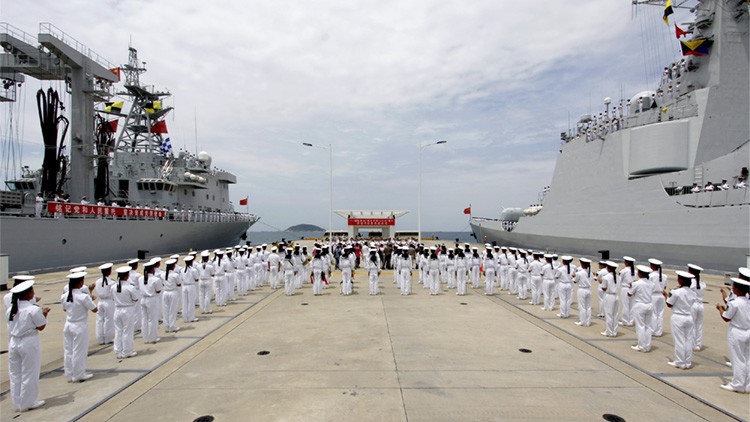 Marineros Armada china