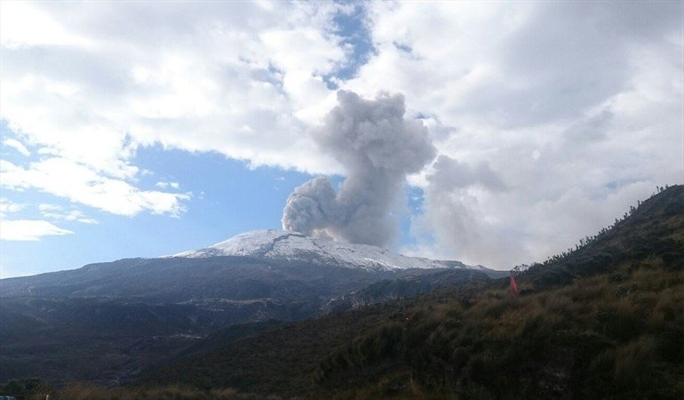 volcán Nevado del Ruiz.