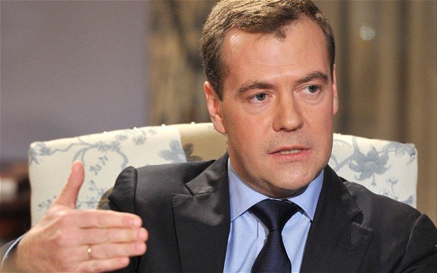 Medvedev: Vašingtonu bi bolje bilo da se usredsredi na rješavanje unutrašnjih zadataka, a ne da traži neprijatelje u Rusiji