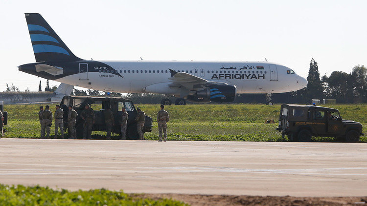 avión secuestrado hijacked plane Malta Libia Libya