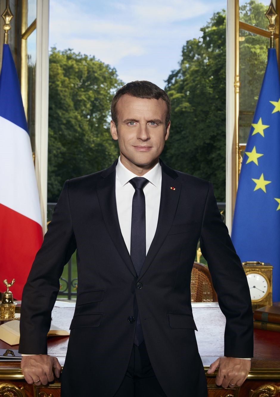 Emmanuel Macron official picture