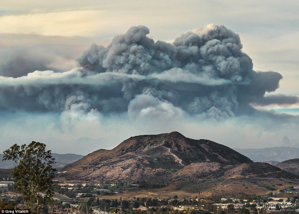 Professional photographer Greg Vitalich took this photo of the massive imposing smoke generated by the Thomas Fire from his back deck in Newbury Park on Dec. 11, 2017, at 11:45 a.m.