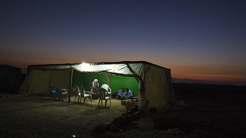 Beduinos en la aldea de Al Araqib