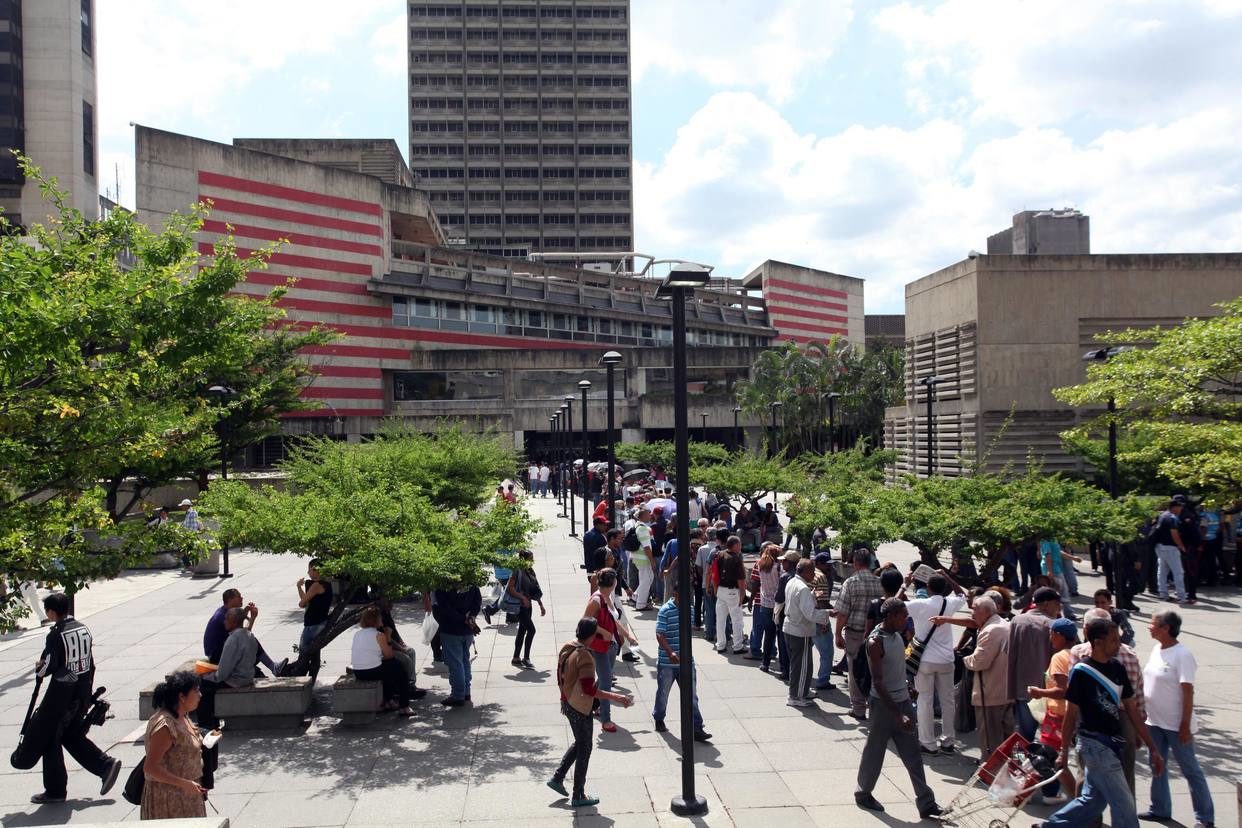 filas de efectivo en venezuela