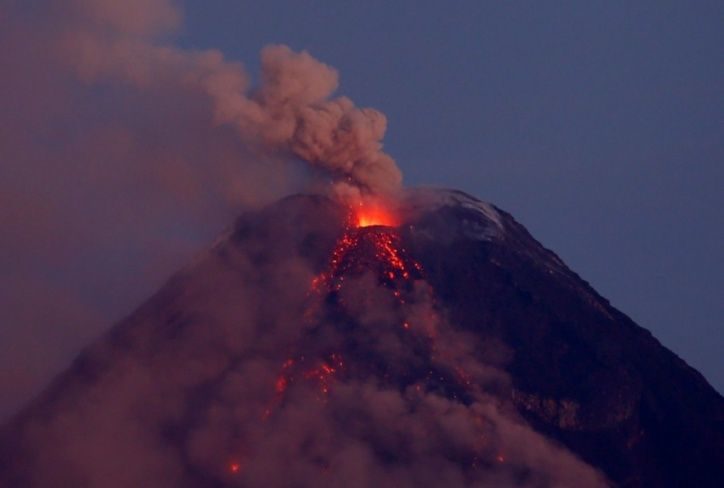 Volcán Mayon en Filipinas. Foto: AFP