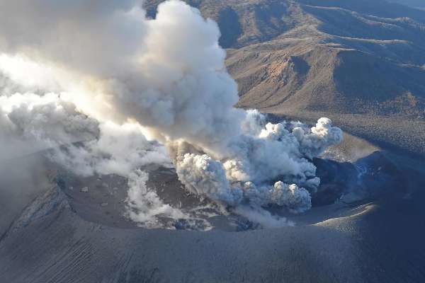 Kyushu's Mount Shinmoedake
