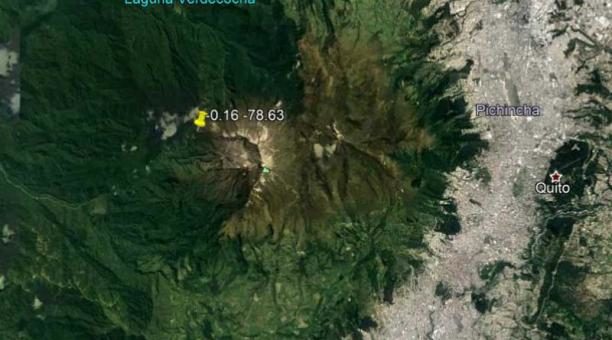 El epicentro se localizó a 15 km al occidente de la ciudad de Quito, en la zona del cauce alto del río Cristal.