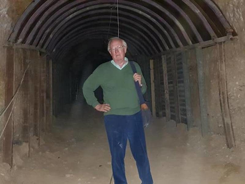 Robert fisk douma tunnels
