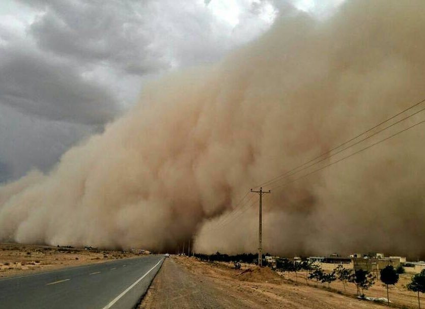 Tormenta de arena en Yazd, Irán. a través de Instragram