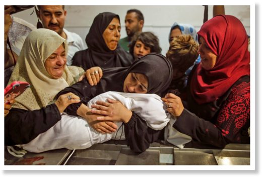 Palestinian mothers gaza dead baby