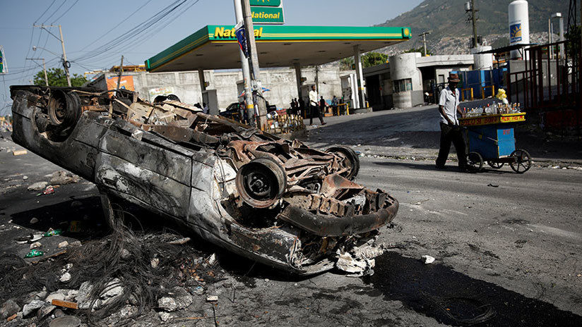 auto incendiado haití