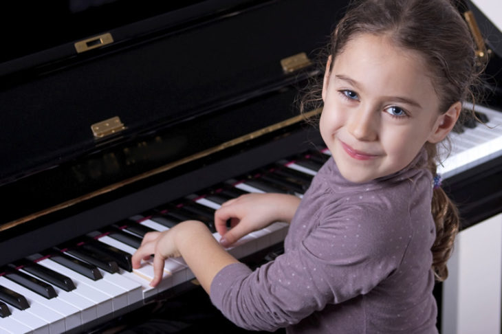 Las lecciones de piano potencian la capacidad de los niños de preescolar para distinguir entre tonos.