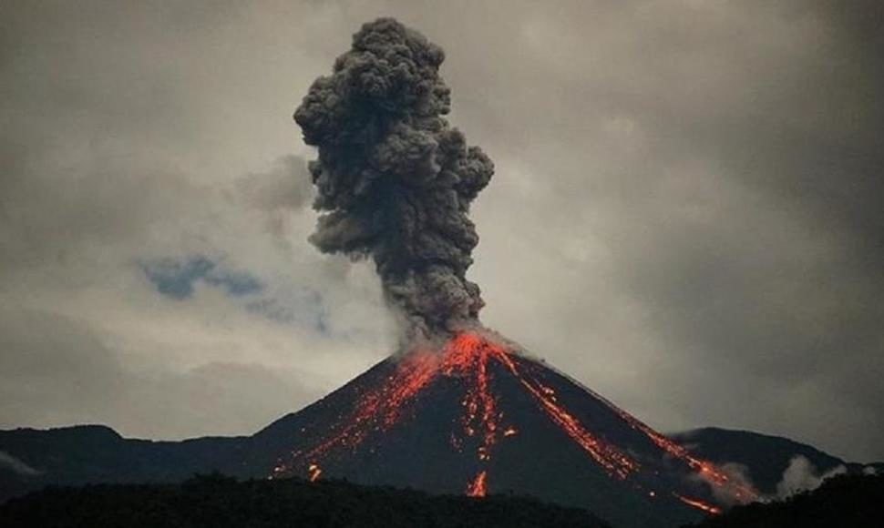 volcán Reventador