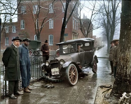 Car accident in Washington, DC, 1921