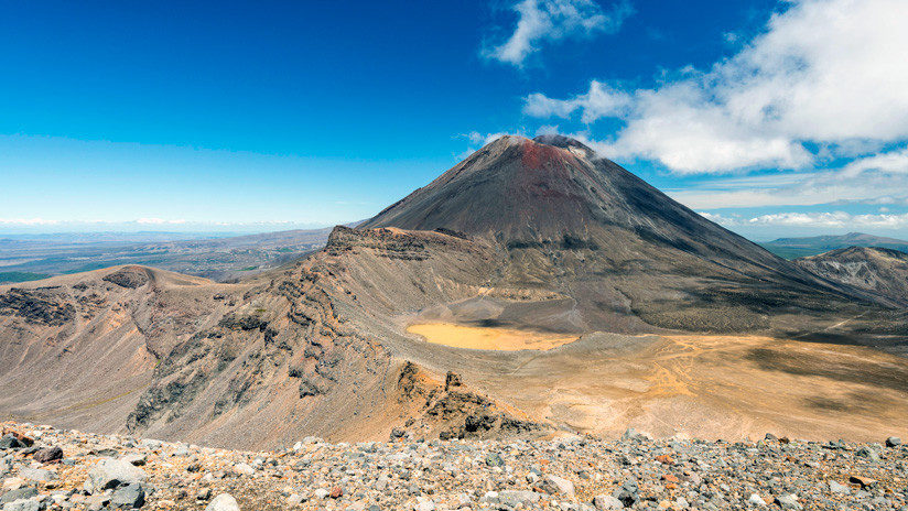 El monte Ngauruhoe en la isla Norte de Nueva Zelanda.